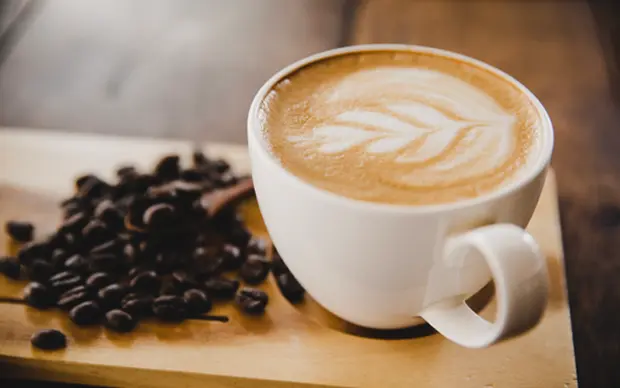 Xícara de café representando os benefícios do café sem açucar